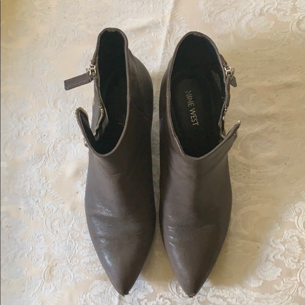 Nine West Ankle Boots - Picture 3 of 5
